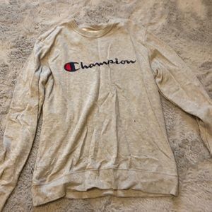 champion (thin material) sweatshirt/long sleeve